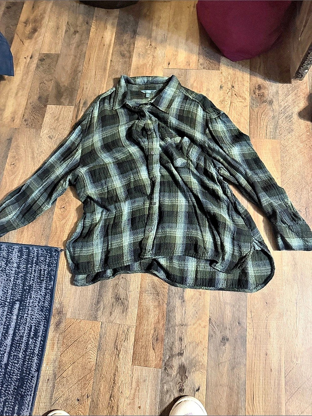 Terra & Sky Plaid Button Down Shirt in Green & Black Size 1X